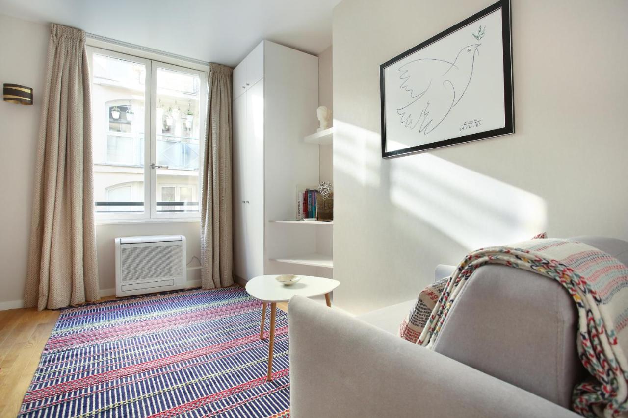 Residence Le Marais By Studio Prestige Paris Exteriör bild